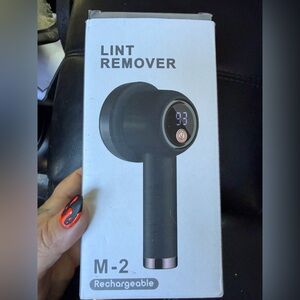 Black Rechargeable Lint Remover